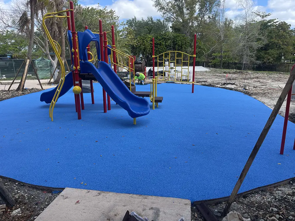 Commercial playground pebbleflex