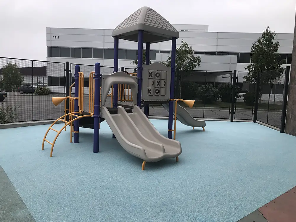 Commercial playground pebbleflex