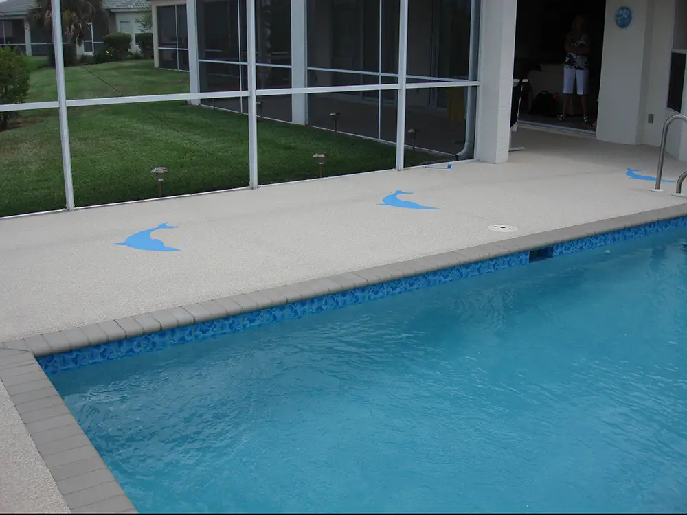 Residential pebbleflex pooldeck
